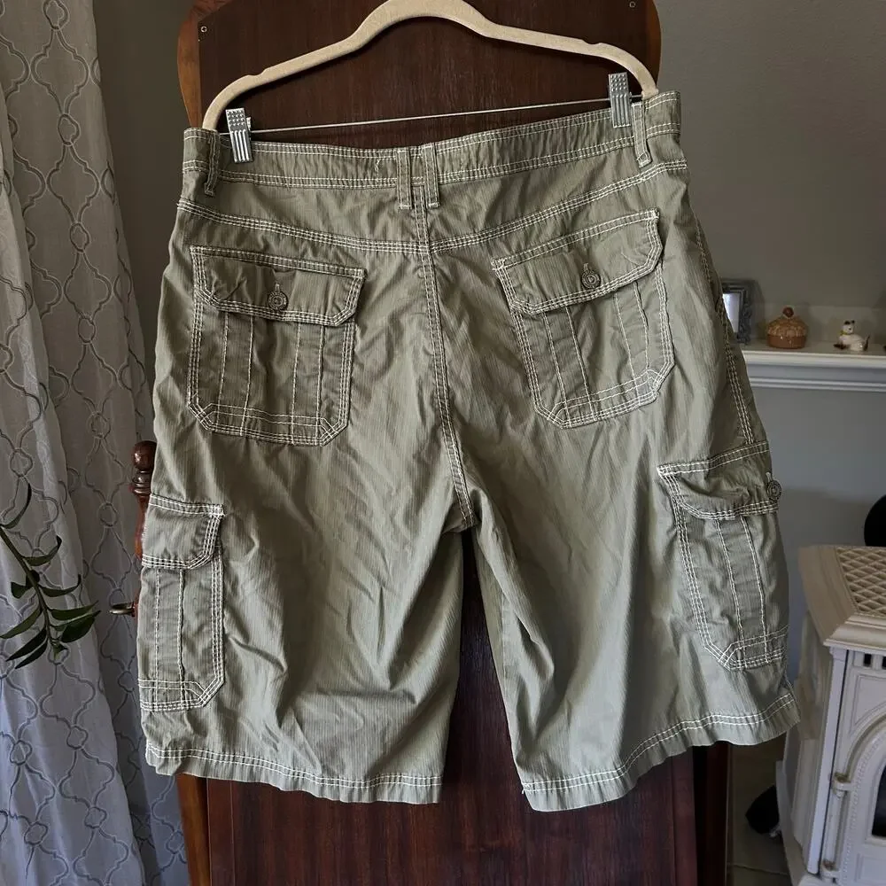 BKE cargo shorts men’s size 36 grayish green camping fishing